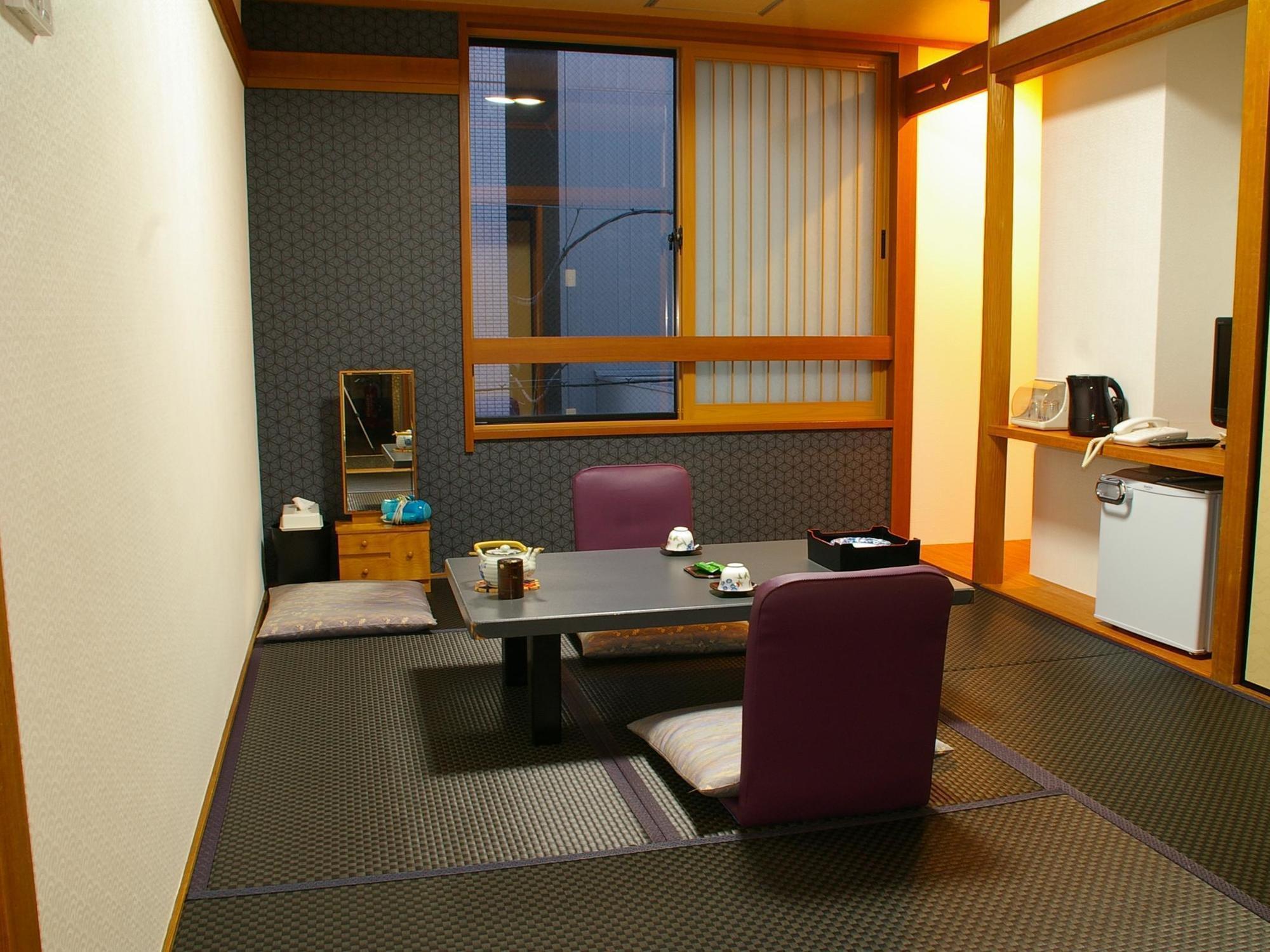 Satomo Ryokan Kioto Zewnętrze zdjęcie